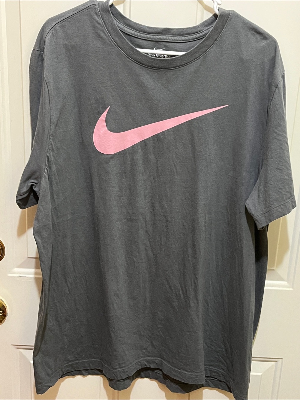 Nike Men’s grey T-Shirt with Pink Swoosh